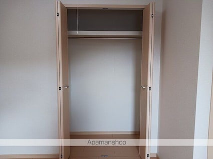 メゾン・ド・ルナ[1R/32.21m2]の収納