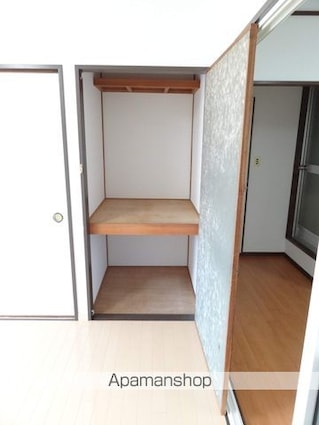 グリーンハイツ下山[2K/34.78m2]の収納1