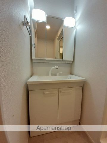 グレイシャス髙尾IIIの内装写真