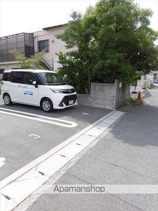 和歌山県和歌山市松江北７丁目[2LDK/54.04m2]の駐車場