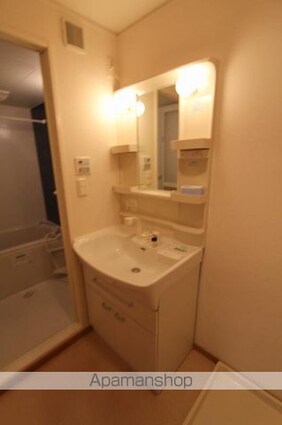 香川県高松市鶴市町[2LDK/54.85m2]の洗面所