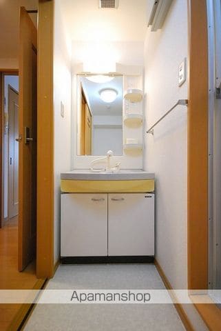 ウエストリバー加治屋の内装写真