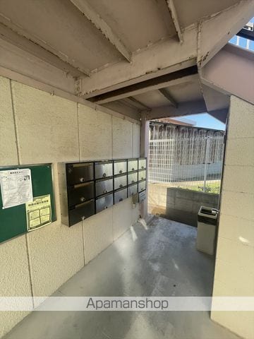 サンシードの玄関写真
