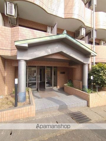 クラシコ鷺沼の玄関写真