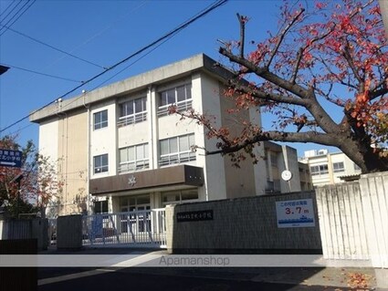 和歌山県和歌山市黒田[店舗/49.19m2]の周辺3