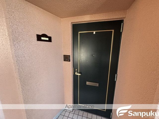 ライオンズマンション味酒町の玄関写真