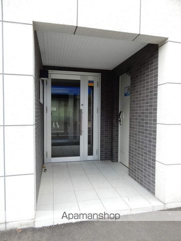 カサパラシオン北1条の玄関写真