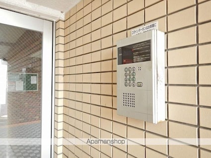徳島県徳島市山城西２丁目[1K/24.31m2]のエントランス3