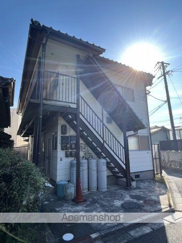 メゾンヨシザキの外観写真