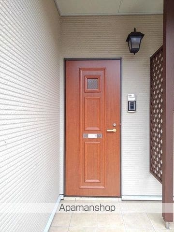 apartment 福島県伊達郡川俣町大字鶴沢字笛田
地図を見る