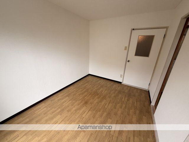 郡津金森マンションの内装写真
