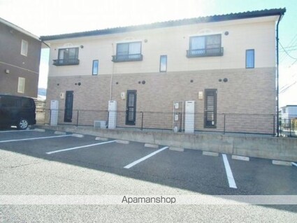 Ｂｒａｎｃｈｅ　Ｌｏｇｅｍｅｎｔ　Ｃ[2LDK/73.25m2]の駐車場