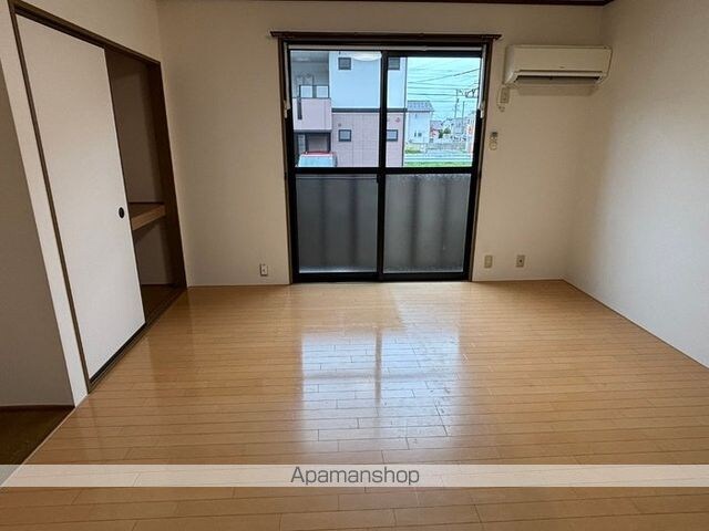ロイヤルファミール　Ｂ[1K/28.72m2]のリビング・居間
