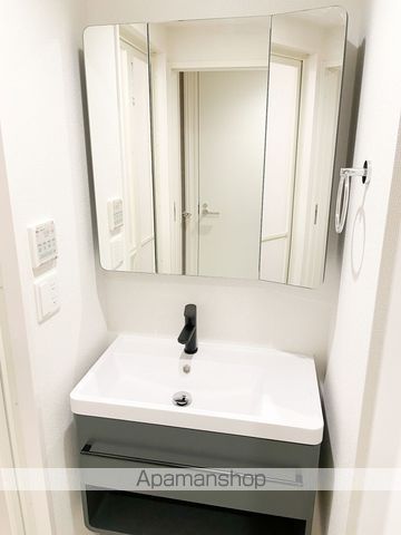 セレニテ江坂エクラの内装写真