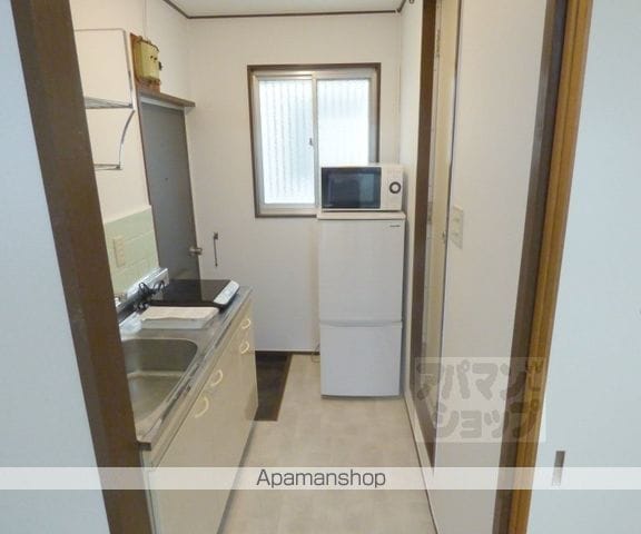 二軒茶屋マンションの内装写真