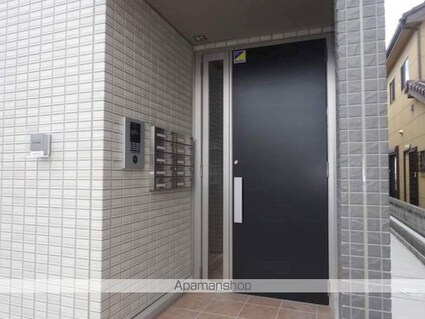 ファミール中之島[1DK/33.12m2]のエントランス2