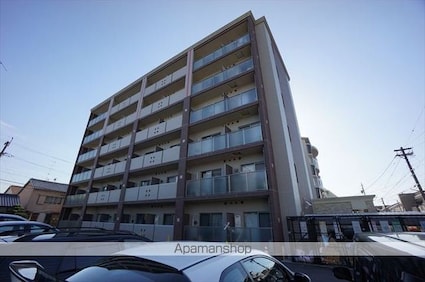 プリムヴェール[1K/30.1m2]の外観1