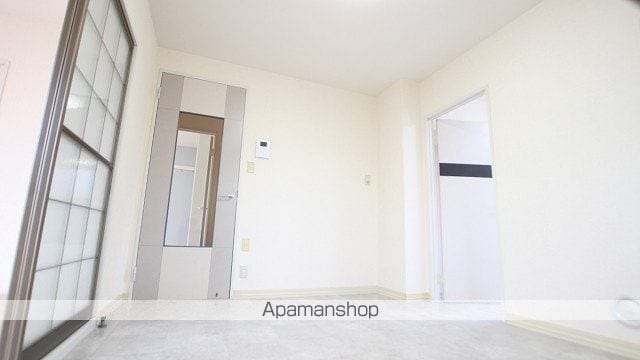 ニュープレミール Cの内装写真