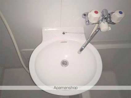 レオパレスリトルリリー[1K/19.87m2]の洗面所