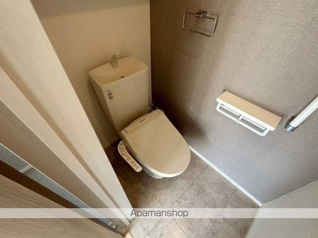 クリサンセマムIIIの内装写真