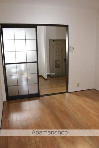 ロジュマン彦の上の内装写真