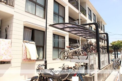 メゾン山本[2LDK/61.16m2]の共用部1