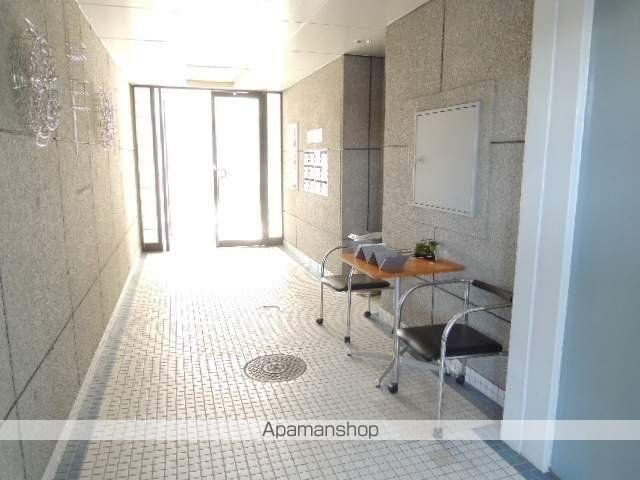アビタ08の玄関写真