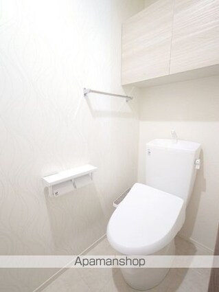 Ｄーｒｅｓｉｄｅｎｃｅ曙町１丁目[1LDK/36.88m2]のトイレ