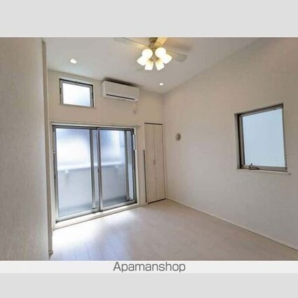 カーサルーチェ黄金[1K/22.8m2]のリビング・居間2