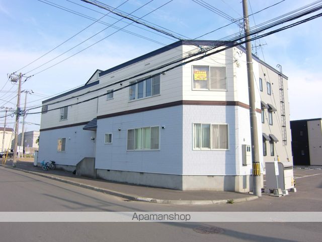 クレストール四番館の外観写真