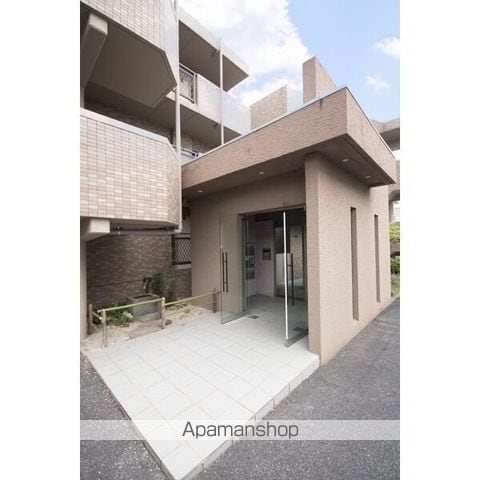 ホリーステージ城山の玄関写真