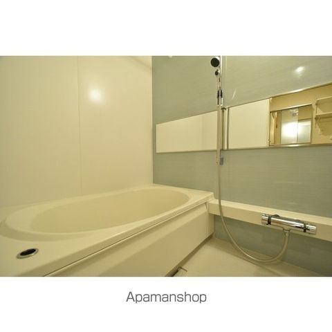 SHU SHU QUATTROの内装写真
