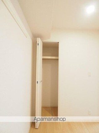 ＫＥＳＨＩＫＩ[2K/31.65m2]の収納