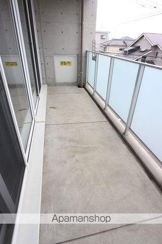 グリシーヌIIの内装写真