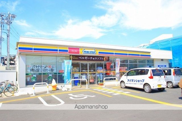 東武鉄道東上線 鶴瀬駅 徒歩4分 3階建 築7年の周辺写真