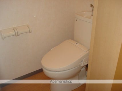 ルーエンビレッジＣ[1LDK/36m2]のトイレ