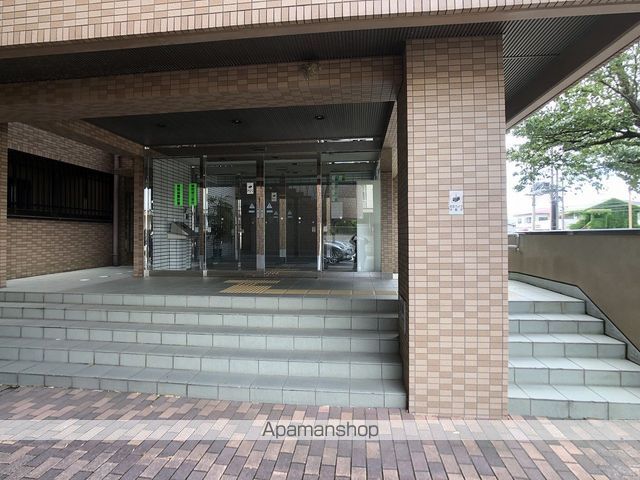 アネックスミカドの玄関写真
