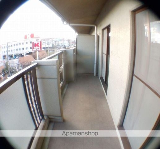 箕面市 4階建 築40年の内装写真