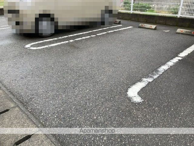 アナリーザの外観写真