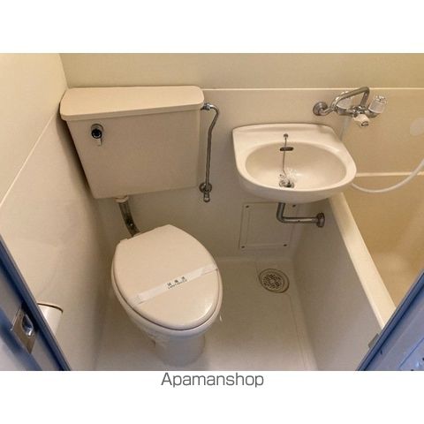 フローラルコートIIの内装写真