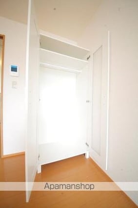 オリーブ日吉町[1K/22.35m2]の収納