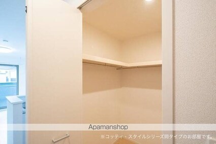 愛媛県伊予郡松前町大字北黒田[1R/32.94m2]の収納