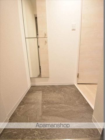 クレステージ西岡の内装写真
