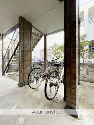 東京都中野区若宮１丁目[1LDK/33.39m2]の外観3