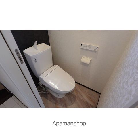 パインズガレージの内装写真