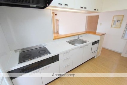 ラフォーレ石清尾[2LDK/86.17m2]の内装3