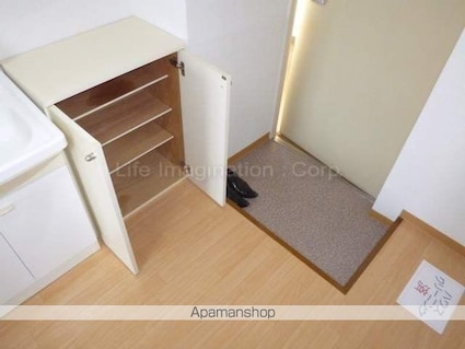 ルミエール吉岡[1K/26.4m2]の洗面所