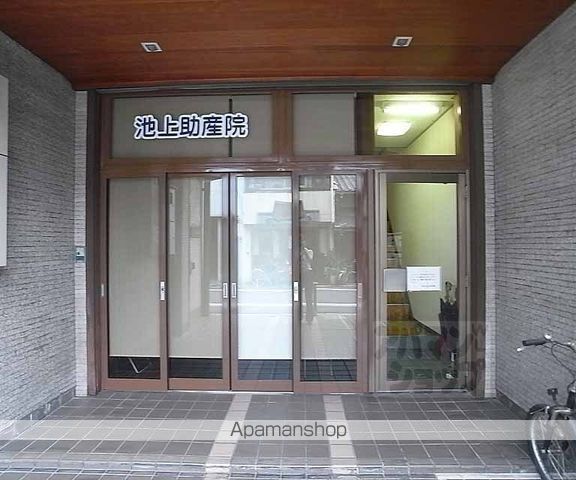四坊大宮ビルの玄関写真