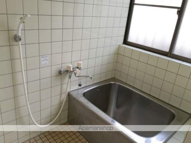 山幸商会本町貸家の内装写真