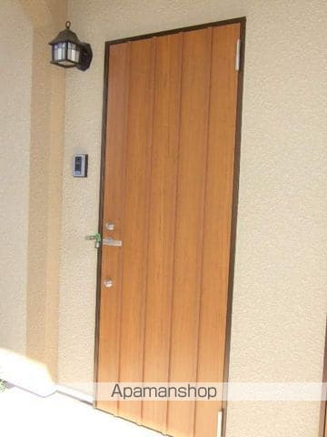 ガーデンテラスの玄関写真